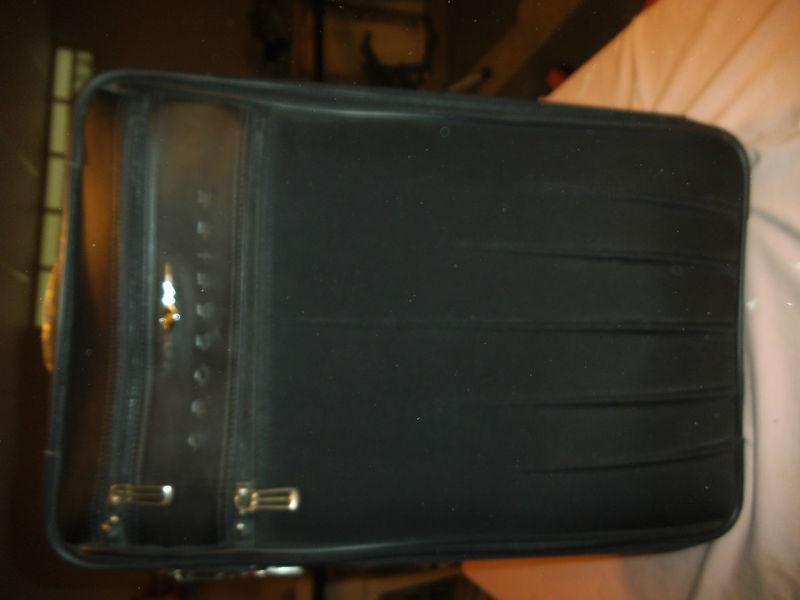 Chrysler crossfire   luggage bags 