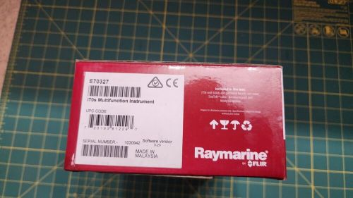 Raymarine i70s multifunction instrument 4.1&#034; display w/ sun cover - e70327 - new