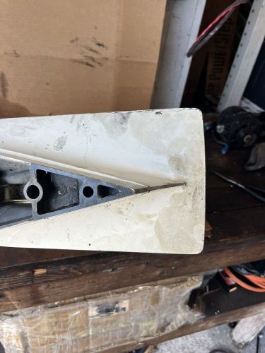 Evinrude etec 75hp 90hp 20” lower unit gearcase