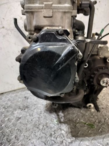 2004-2005 suzuki gsxr 600 complete running motor engine unknown mileage oil leak