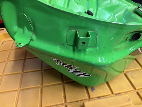 13-17 kawasaki ninja 300 ex300 oem gas tank fuel tank green