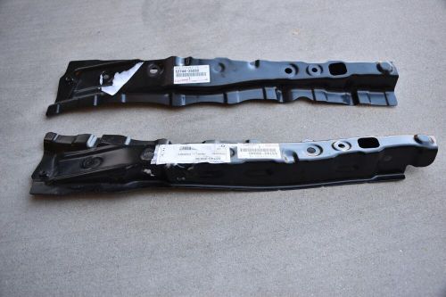 Toyota genuine fj cruiser reinforcement, front fender apron, oem lh＆rh set new