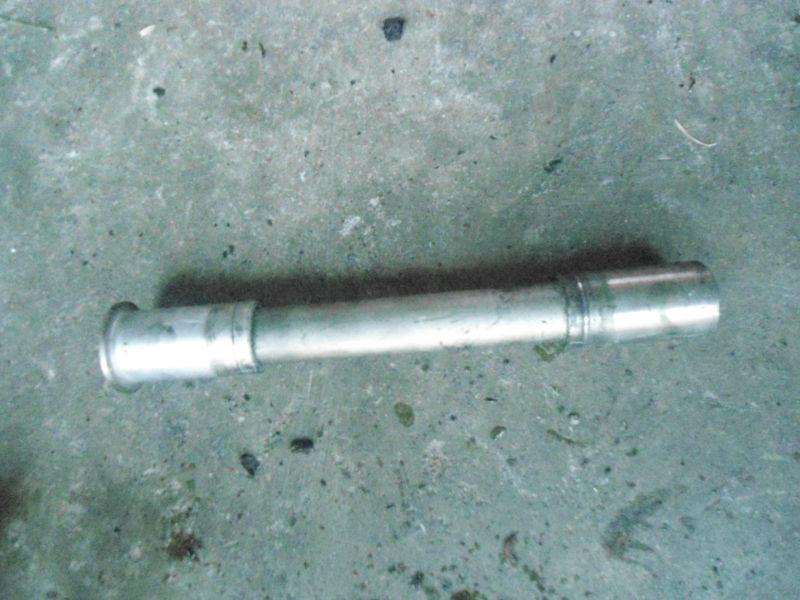 2005 suzuki gsxr600 gsxr gsx r 600 gsx-r600 front wheel axle bolt