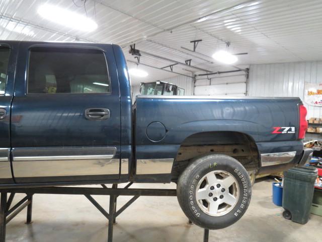 2005 chevy silverado 1500 pickup rear or back door left