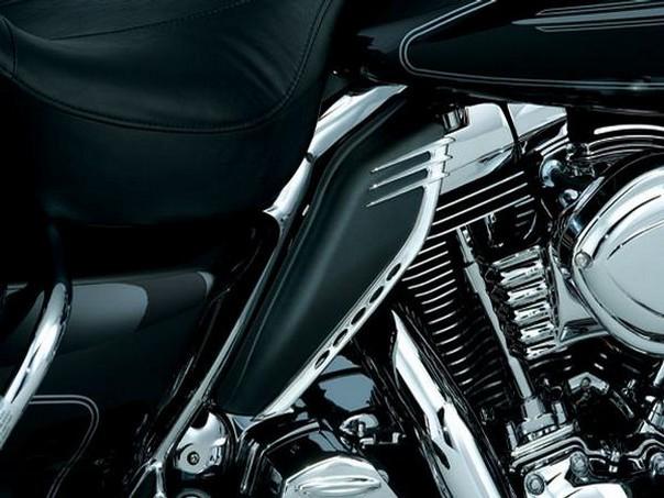 Kuryakyn airmaster mid-frame air deflector accents harley-davidson flhxxx 2010