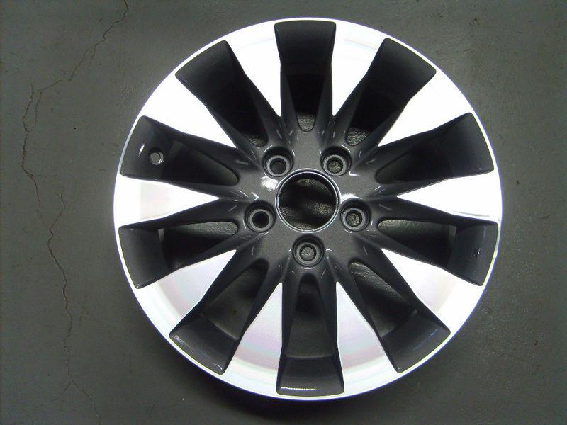 2009-2011 honda civic wheel, 16x6.5, 10 spoke machined