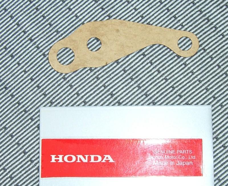 Nos honda cb175 cl175 sl175 oil pump gasket 15219-302-000 oem  cb200  cb200t