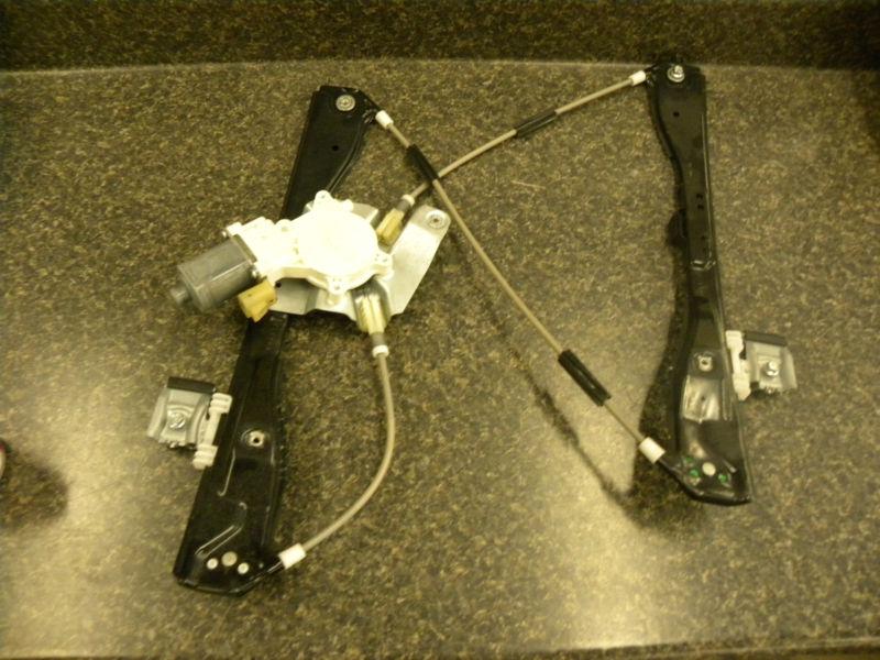 08 09 10 11 12 chevy malibu passenger right front window regulator w/o motor oem