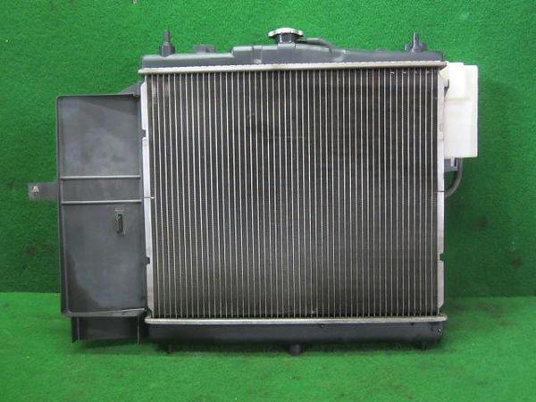 Nissan march 2002 radiator [9720400]