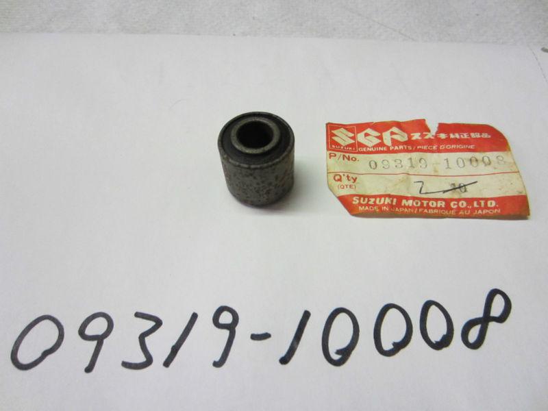 Suzuki rm100 to rm400 bushing torque link oem nos part number 09319-10008