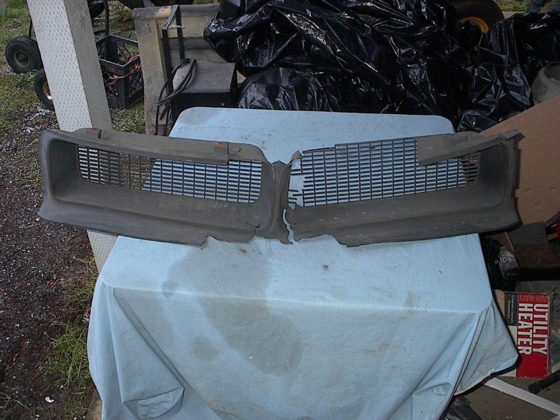 Sell Amc 1970 javelin parts grille one year only for parts in Vancouver ...