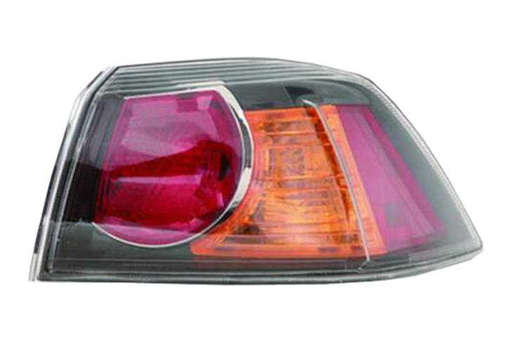 Right replacement outer tail light 10-10 mitsubishi lancer evolution 8330a622