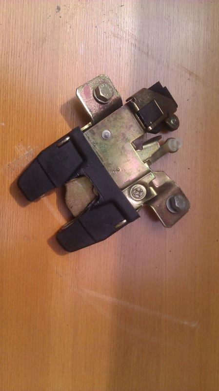 Trunk latch for mk3 vw jetta