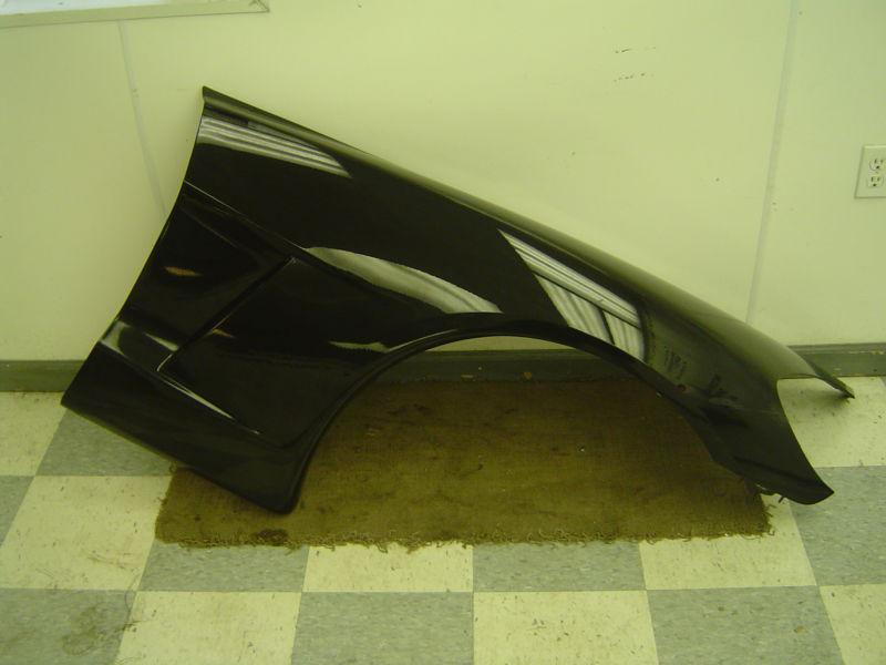 05-13 c6 corvette ls2 ls3 ls7 oem rh passenger fender black chipped corner