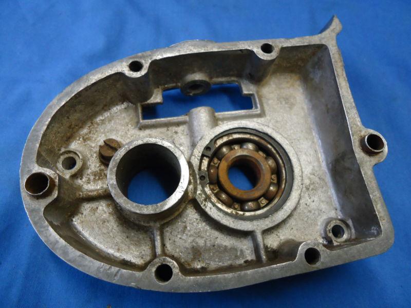 Triumph t100 500 cc twin 1960`s-70`s intermediate transmission housing. 