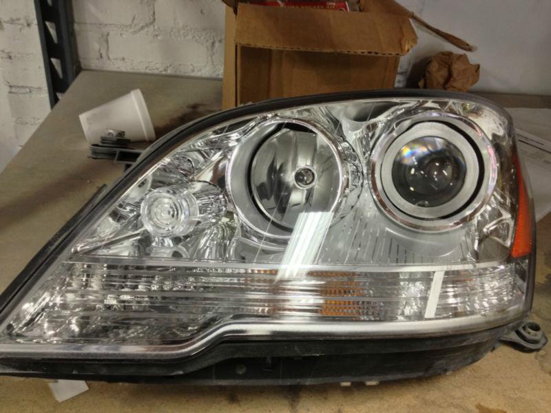 2008 -2011 mercedes ml 3 4 5 series left driver side head light lamp oem great!!