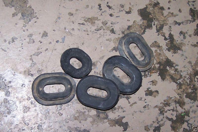 Frame grommets  taken off cb500-4 honda cb 500 05-1972