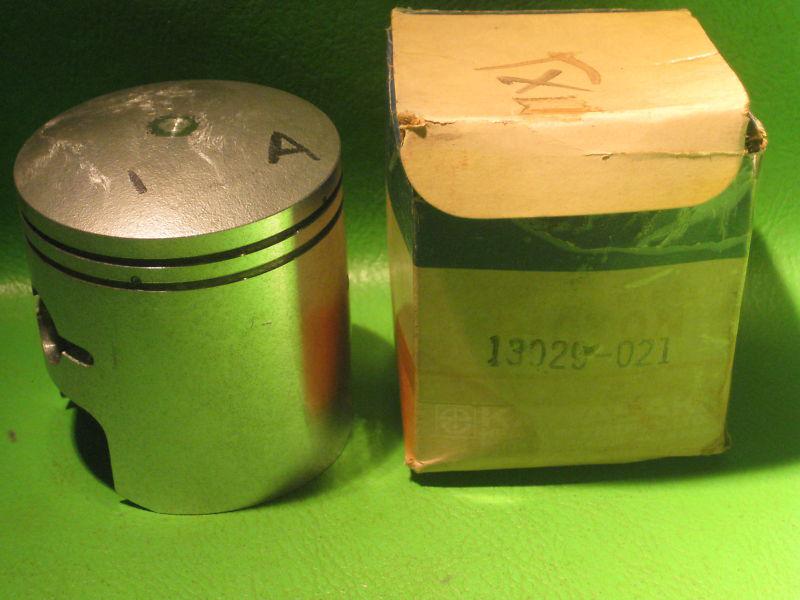 Kawasaki f3 68-70 f2tr 67 f2 175 kawasaki piston 0.50mm over size oem #13029-021