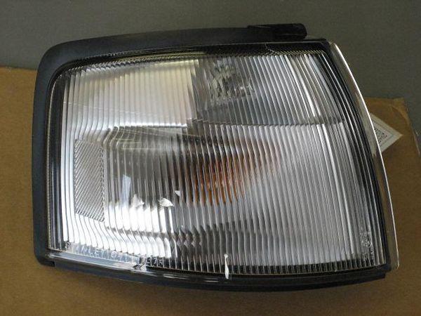 Mazda festiva 1997 right clearance lamp [0411000]