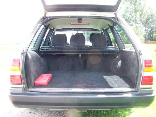 Mercedes 300td wagon rear floor cover cargo area mat