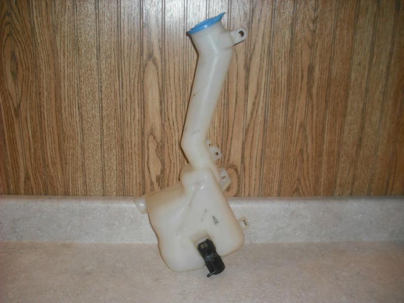 1996-2000 honda civic/97-00 el washer reservoir & pump assy