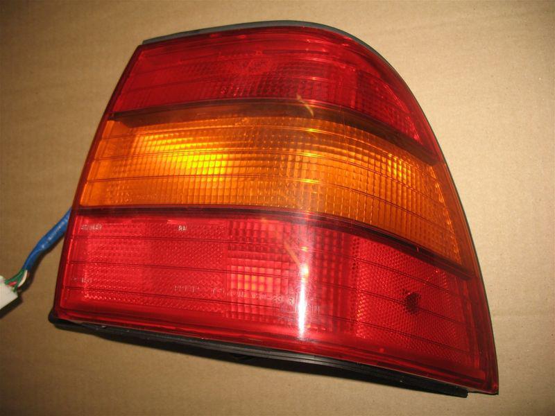 1995 1996 1997 lexus ls ls400 right passenger side tail light lamp rh r 95 95 97