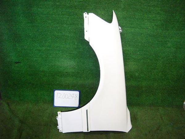 Toyota crown 2000 left fender panel [8-10700]