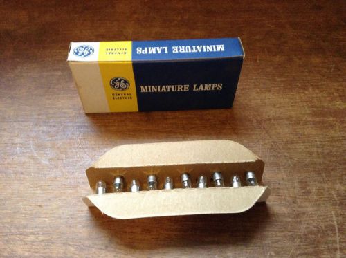 Vintage general electric no. 338 miniature nos nib 2.7 volt auto ge light bulbs