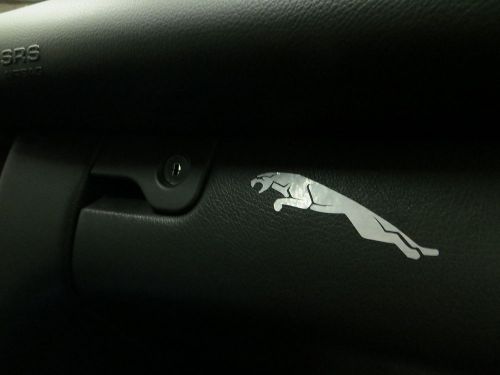 2pcs dashboard badge decal sticker jaguar *logo*
