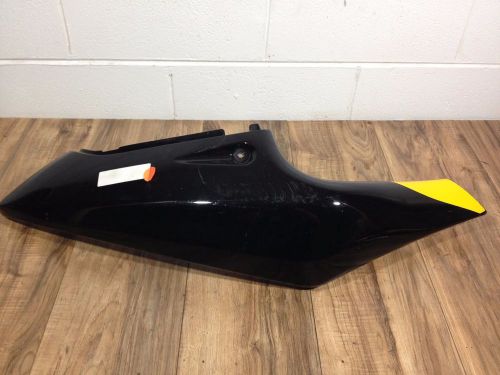 1997-2000 suzuki gsxr 600 oem right rear tail section fairing cowl *5713