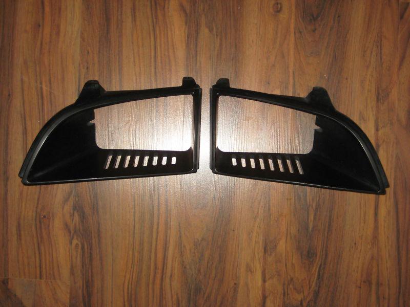 89 90 91 92 93 94 geo metro headlight bezel set left & right side