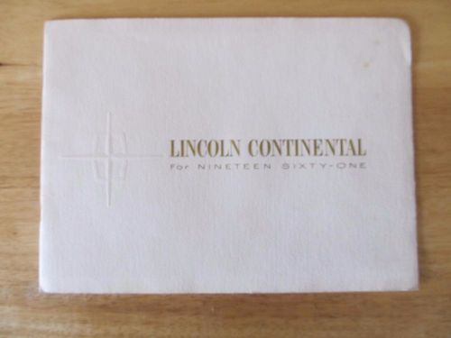 Vintage 1961 lincoln continental dealer sales brochure~20 pages of pics~rare!!