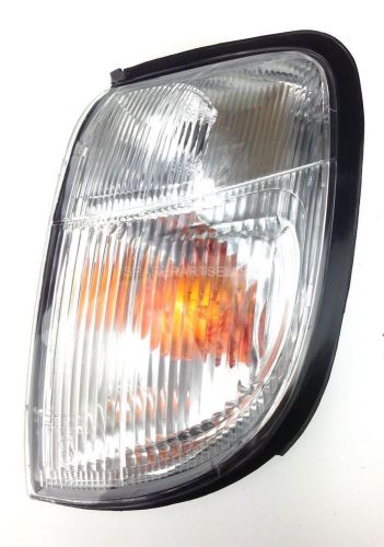 Nissan king cab pick up d22 1997-2000 front left signal indicator lamp lights