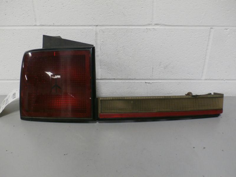89-96 oldsmobile cutlass ciera driver tail light