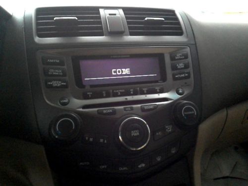 Honda accord, a/v equipment, am-fm-6 cd, 6 disc, w/o navigation