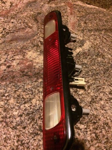 Purchase 2000-2006 TOYOTA TUNDRA THIRD BRAKE LIGHT OEM in Newnan