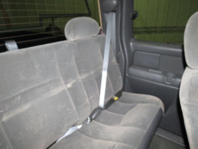 2003 chevy silverado 1500 pickup rear seat belt & retractor only lh driver gray