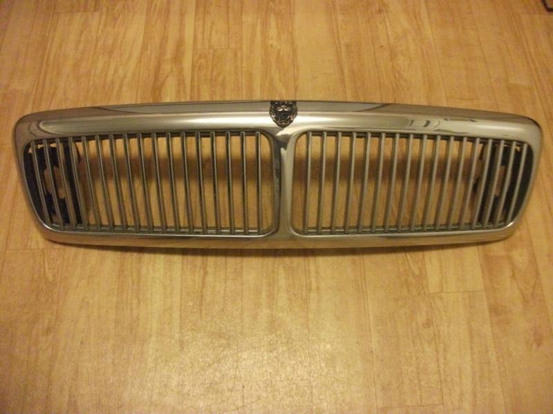 1995 1996 1997 jaguar xj sedan chrome grille w/ mounting brackets  xj6 95 96 97