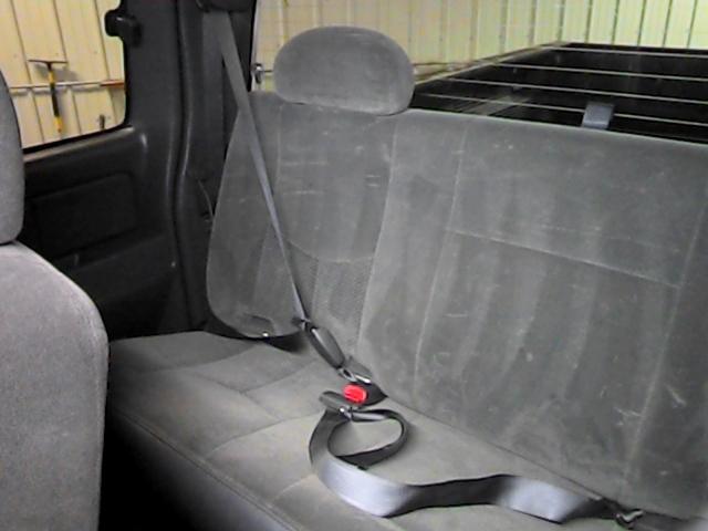 2005 chevy silverado 1500 rear seat belt & retractor only rh passenger gray