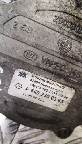 Mercedes-benz b w245 vacuum pump a6402300365 2.00 diesel 2008 17864497-