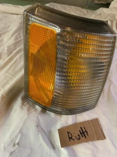 00-02 oem land rover range p38 front corner fender turn signal light lamp right