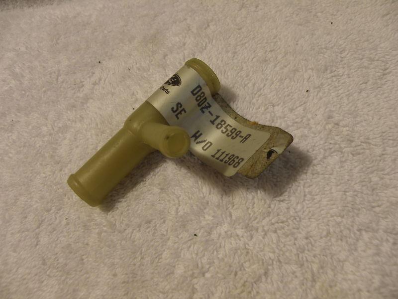 Ford tee nipple *nos #d8dz-18599-a *5/8" x 3/4" x 3/8" **water system tee nipple