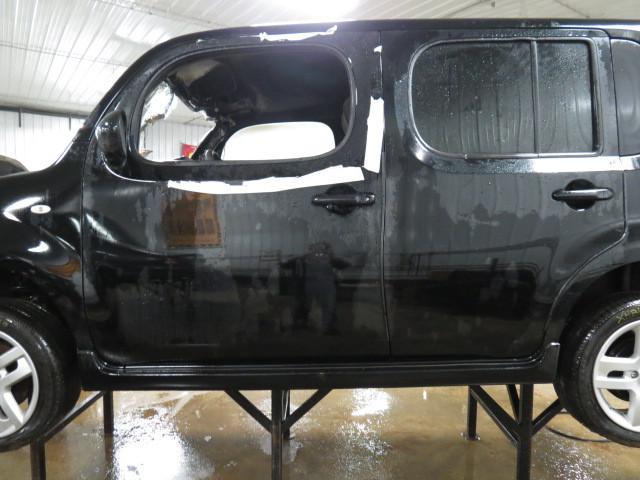 2009 nissan cube 13110 miles front door left