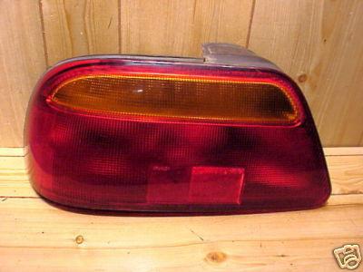 Chrysler sebring coupe 97 98 99 00 1997-00 tail light driver lh left