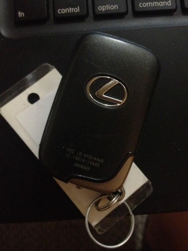 Lexus is 250 (2009) remote key fob transmitter