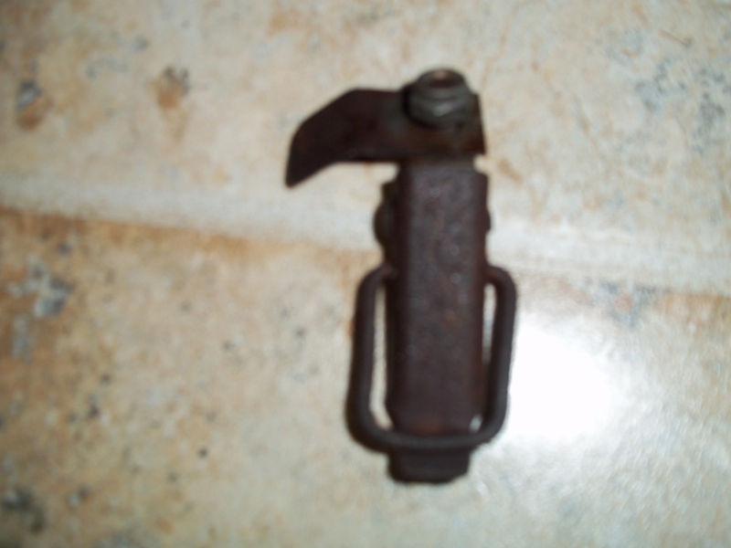 Vintage triumph bsa 1971 oil frame seat latch