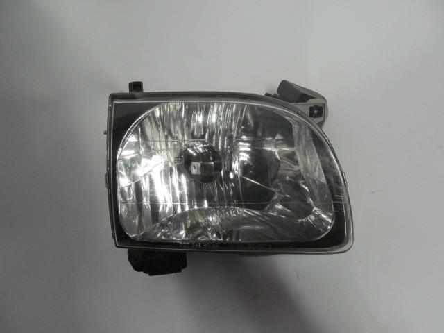 01 02 03 04 toyota tacoma right headlight nice!