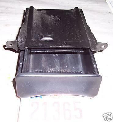 Hyundai 97 elantra front ashtray black 1997