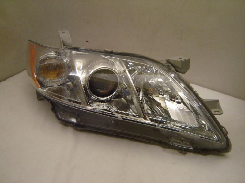 Toyota camry right halogen headlight 07 08 09 oem