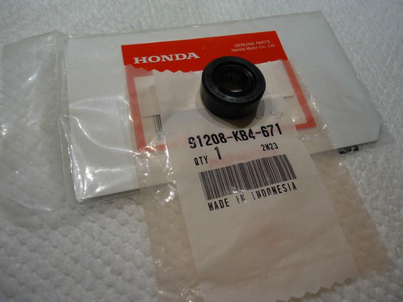 Honda shift shaft seal qa50 z50 z50r xl70 xr75 xl75 xl80s sl70 ct70 atc70 